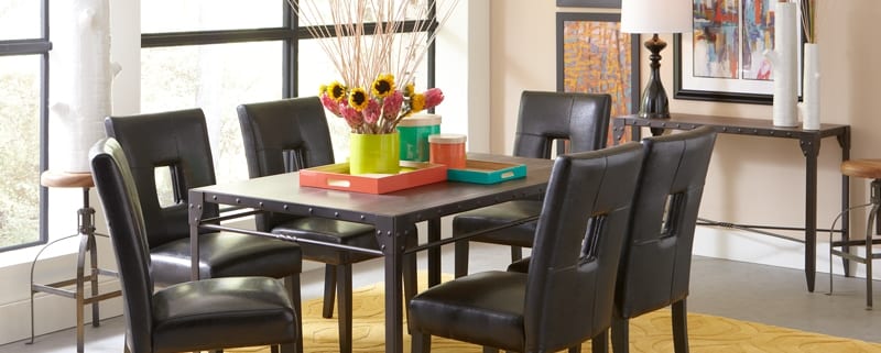 Mackenzie Rectangular Dining Room with Archstone